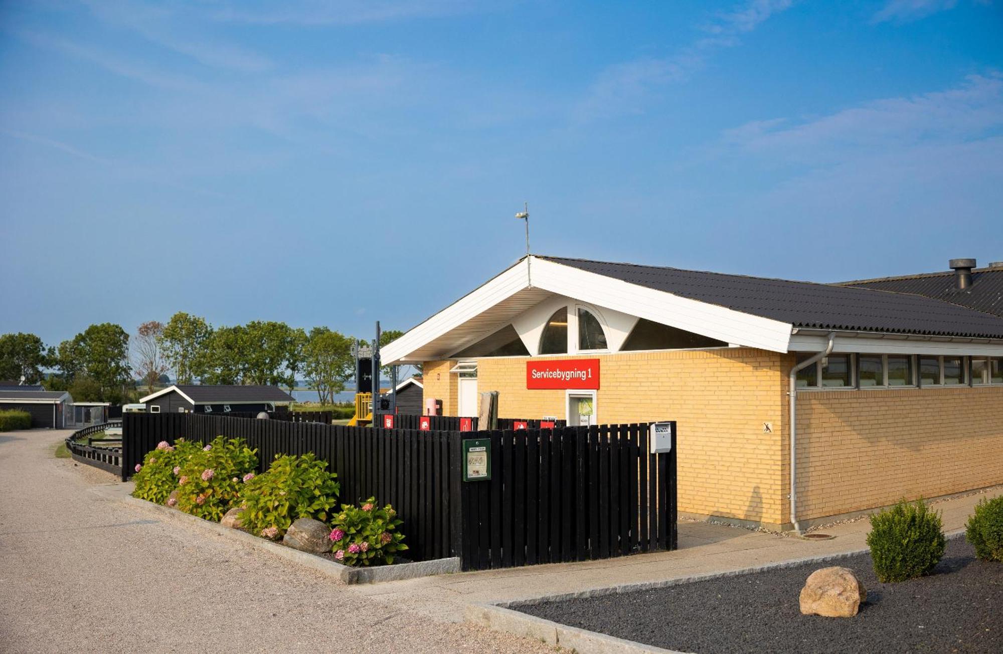First Camp Holbaek Fjord酒店 外观 照片