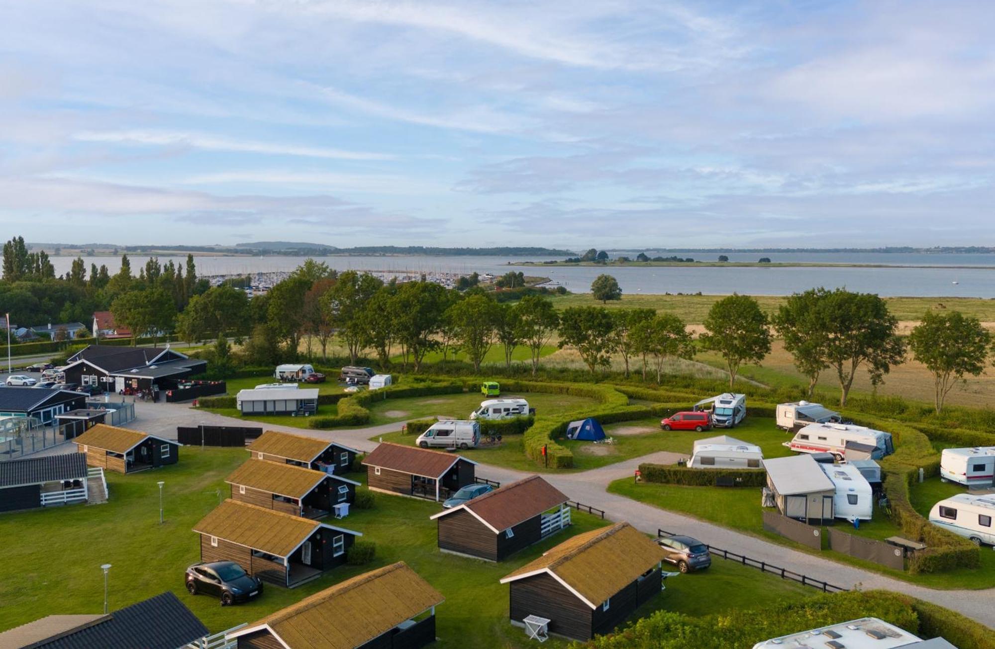 First Camp Holbaek Fjord酒店 外观 照片